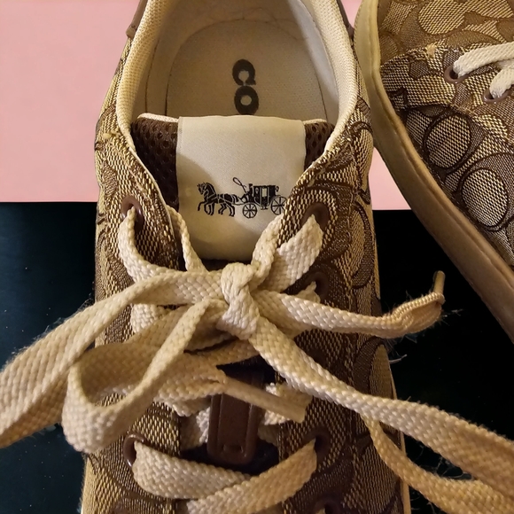 COACH Clip Low Top Sneaker - Picture 5 of 8